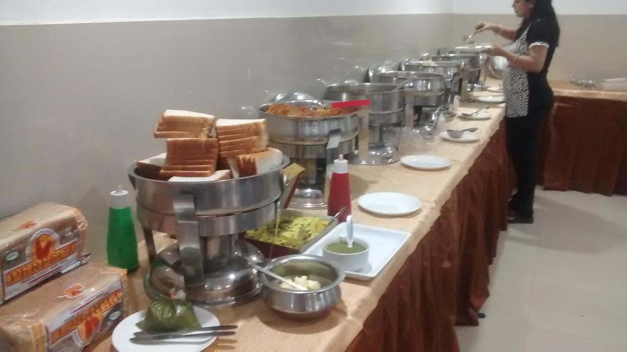 Hotel Delux Inn Agra  Luaran gambar
